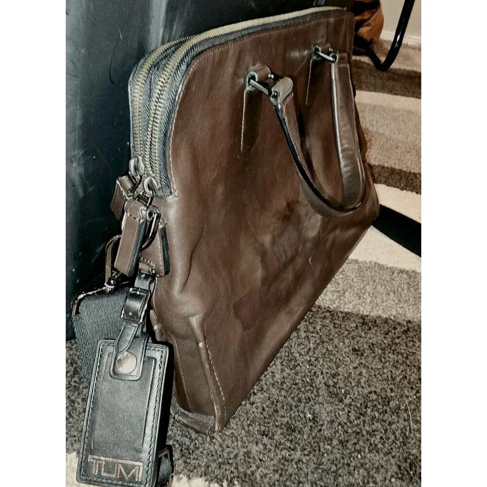 Tumi flaw front